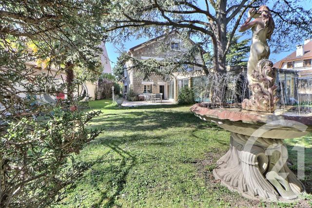 maison à vendre - 7 pièces - 153.05 m2 - AULNAY SOUS BOIS - 93 - ILE-DE-FRANCE - Century 21 Dossimmo