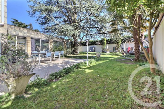 maison à vendre - 7 pièces - 153.05 m2 - AULNAY SOUS BOIS - 93 - ILE-DE-FRANCE - Century 21 Dossimmo
