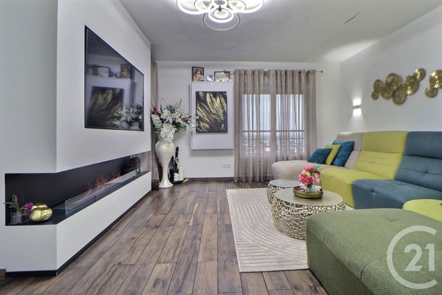 Appartement F4 à vendre - 4 pièces - 70.6 m2 - AULNAY SOUS BOIS - 93 - ILE-DE-FRANCE - Century 21 Dossimmo