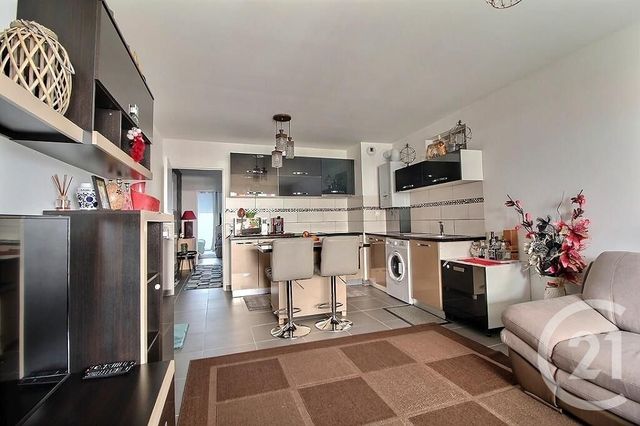 Appartement F3 à vendre - 3 pièces - 66.83 m2 - AULNAY SOUS BOIS - 93 - ILE-DE-FRANCE - Century 21 Dossimmo