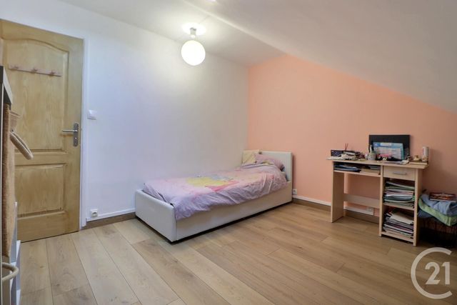 Appartement Duplex à vendre - 4 pièces - 76.55 m2 - AULNAY SOUS BOIS - 93 - ILE-DE-FRANCE - Century 21 Dossimmo