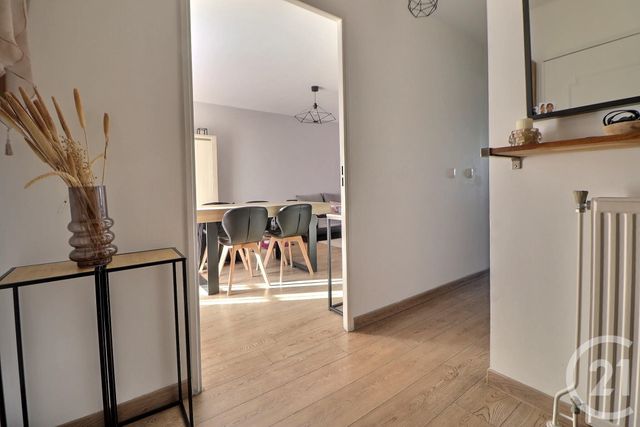 Appartement Duplex à vendre - 4 pièces - 76.55 m2 - AULNAY SOUS BOIS - 93 - ILE-DE-FRANCE - Century 21 Dossimmo