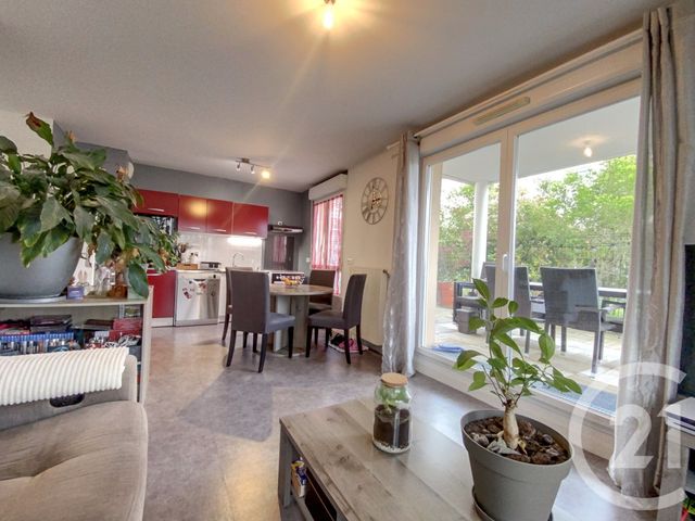 Appartement F3 à vendre - 3 pièces - 55.4 m2 - AULNAY SOUS BOIS - 93 - ILE-DE-FRANCE - Century 21 Dossimmo