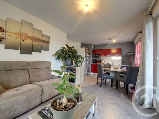 Appartement F3 à vendre - 3 pièces - 55.4 m2 - AULNAY SOUS BOIS - 93 - ILE-DE-FRANCE - Century 21 Dossimmo