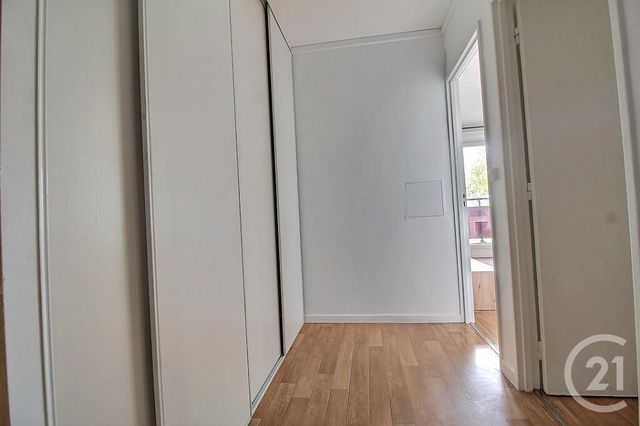Appartement F4 à louer - 4 pièces - 68.12 m2 - AULNAY SOUS BOIS - 93 - ILE-DE-FRANCE - Century 21 Dossimmo