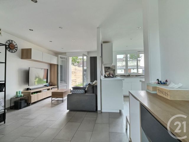 maison à vendre - 4 pièces - 69.98 m2 - AULNAY SOUS BOIS - 93 - ILE-DE-FRANCE - Century 21 Dossimmo