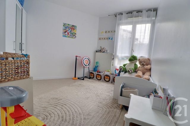 Afficher la photo en grand Appartement F3 à vendre - 3 pièces - 58.0 m2 - AULNAY SOUS BOIS - 93 - ILE-DE-FRANCE - Century 21 Dossimmo
