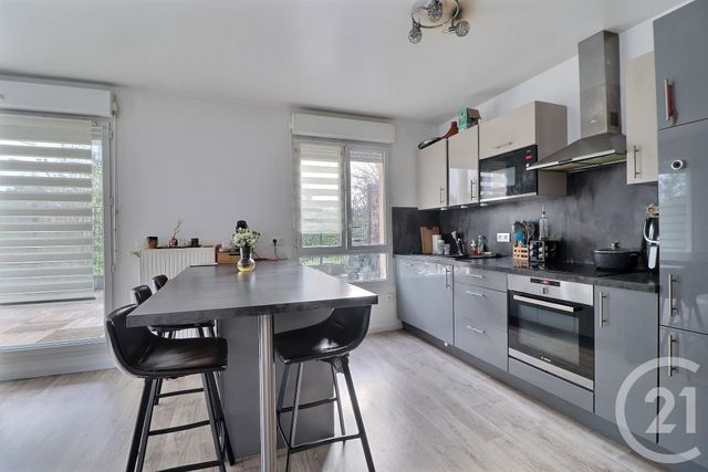 Afficher la photo en grand Appartement F3 à vendre - 3 pièces - 58.0 m2 - AULNAY SOUS BOIS - 93 - ILE-DE-FRANCE - Century 21 Dossimmo