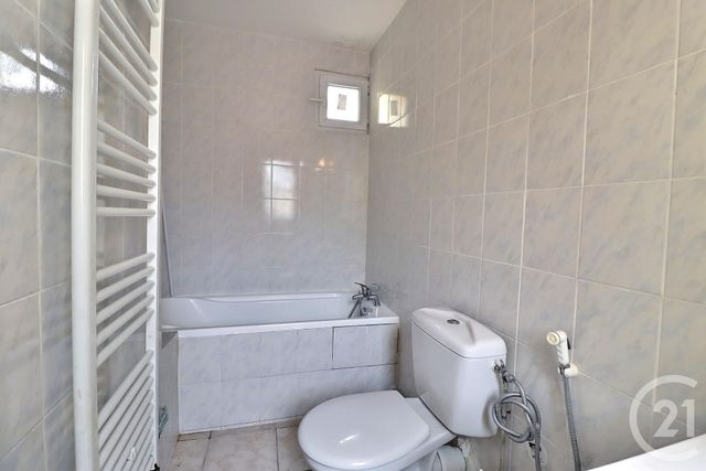 maison à vendre - 6 pièces - 148.79 m2 - AULNAY SOUS BOIS - 93 - ILE-DE-FRANCE - Century 21 Dossimmo