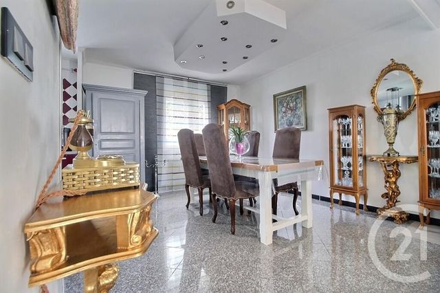 maison à vendre - 9 pièces - 247.83 m2 - AULNAY SOUS BOIS - 93 - ILE-DE-FRANCE - Century 21 Dossimmo