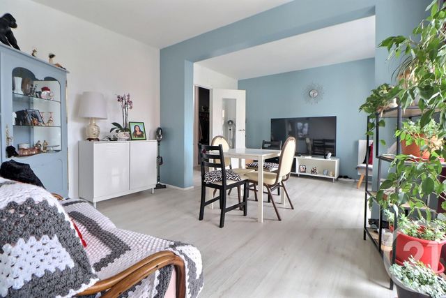 Appartement F3 à vendre - 3 pièces - 62.15 m2 - AULNAY SOUS BOIS - 93 - ILE-DE-FRANCE - Century 21 Dossimmo