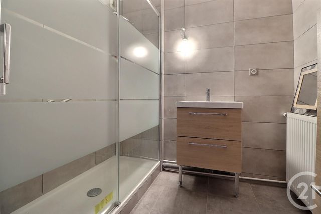 Appartement F3 à vendre - 3 pièces - 62.15 m2 - AULNAY SOUS BOIS - 93 - ILE-DE-FRANCE - Century 21 Dossimmo