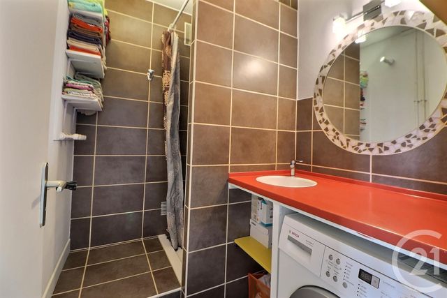 Appartement F2 à vendre - 2 pièces - 48.99 m2 - AULNAY SOUS BOIS - 93 - ILE-DE-FRANCE - Century 21 Dossimmo