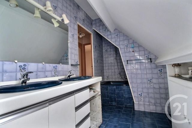 maison à vendre - 8 pièces - 165.0 m2 - AULNAY SOUS BOIS - 93 - ILE-DE-FRANCE - Century 21 Dossimmo