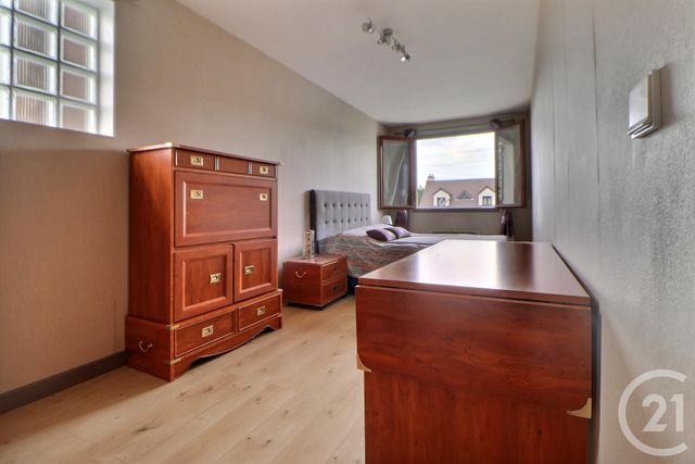 maison à vendre - 8 pièces - 165.0 m2 - AULNAY SOUS BOIS - 93 - ILE-DE-FRANCE - Century 21 Dossimmo