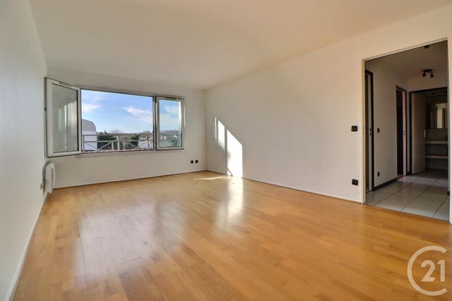 Appartement F2 à vendre - 2 pièces - 47.66 m2 - STAINS - 93 - ILE-DE-FRANCE - Century 21 Dossimmo