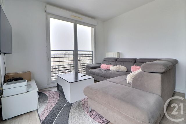 Afficher la photo en grand Appartement F3 à vendre - 3 pièces - 58.0 m2 - AULNAY SOUS BOIS - 93 - ILE-DE-FRANCE - Century 21 Dossimmo