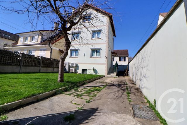 maison à vendre - 6 pièces - 111.74 m2 - AULNAY SOUS BOIS - 93 - ILE-DE-FRANCE - Century 21 Dossimmo