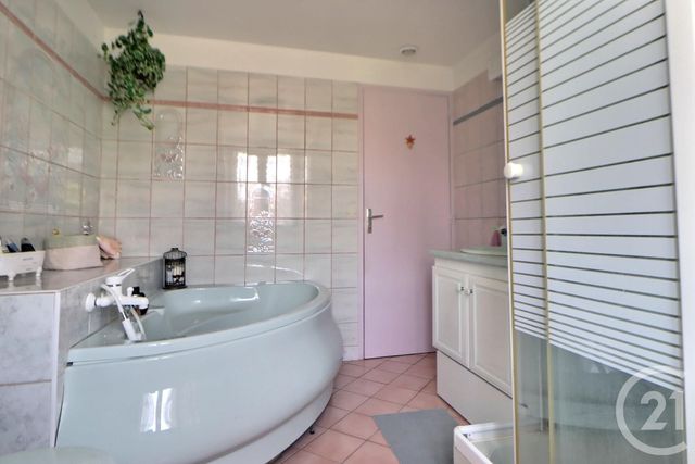 maison à vendre - 5 pièces - 88.31 m2 - AULNAY SOUS BOIS - 93 - ILE-DE-FRANCE - Century 21 Dossimmo