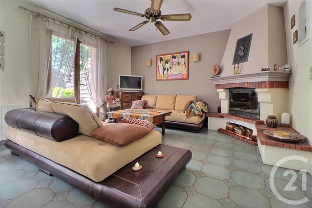 maison à vendre - 5 pièces - 88.31 m2 - AULNAY SOUS BOIS - 93 - ILE-DE-FRANCE - Century 21 Dossimmo