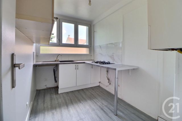 Appartement F3 à vendre - 3 pièces - 55.45 m2 - LE BOURGET - 93 - ILE-DE-FRANCE - Century 21 Dossimmo