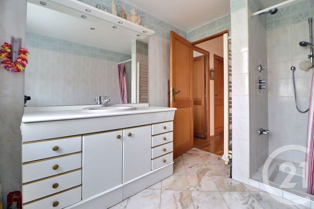 maison à vendre - 5 pièces - 138.56 m2 - AULNAY SOUS BOIS - 93 - ILE-DE-FRANCE - Century 21 Dossimmo