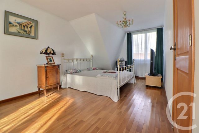 maison à vendre - 5 pièces - 138.56 m2 - AULNAY SOUS BOIS - 93 - ILE-DE-FRANCE - Century 21 Dossimmo