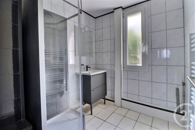 Appartement F3 à vendre - 3 pièces - 52.03 m2 - AULNAY SOUS BOIS - 93 - ILE-DE-FRANCE - Century 21 Dossimmo