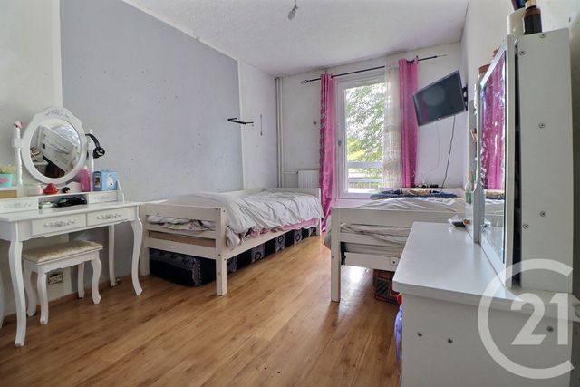 Afficher la photo en grand Appartement F4 à vendre - 4 pièces - 88.95 m2 - AULNAY SOUS BOIS - 93 - ILE-DE-FRANCE - Century 21 Dossimmo