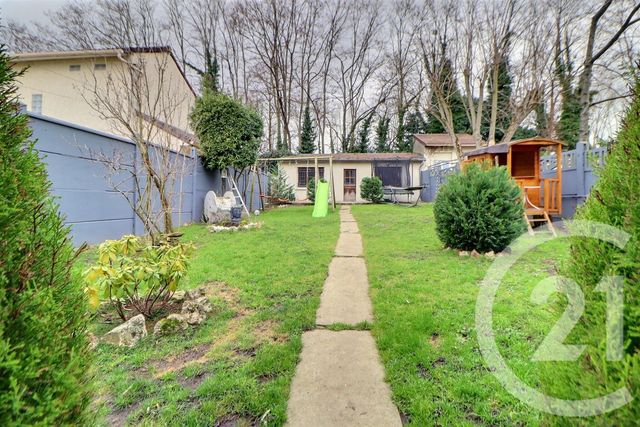 maison à vendre - 5 pièces - 120.01 m2 - AULNAY SOUS BOIS - 93 - ILE-DE-FRANCE - Century 21 Dossimmo