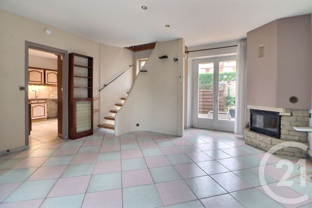 maison à vendre - 4 pièces - 104.5 m2 - AULNAY SOUS BOIS - 93 - ILE-DE-FRANCE - Century 21 Dossimmo