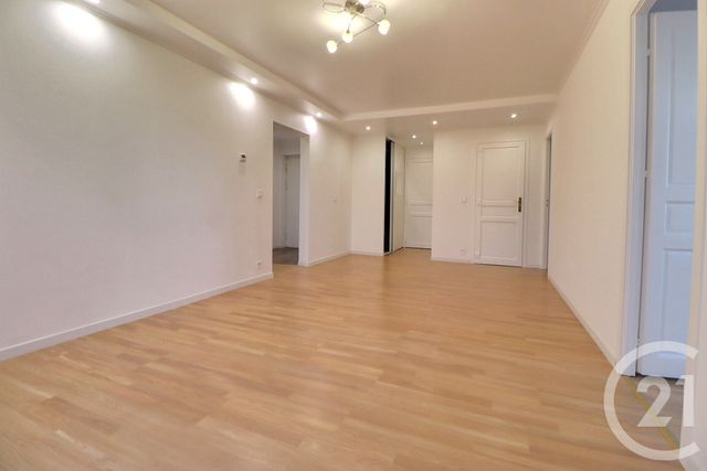 Appartement F3 à vendre - 3 pièces - 71.27 m2 - AULNAY SOUS BOIS - 93 - ILE-DE-FRANCE - Century 21 Dossimmo