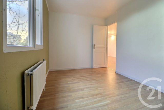 Appartement F3 à vendre - 3 pièces - 71.27 m2 - AULNAY SOUS BOIS - 93 - ILE-DE-FRANCE - Century 21 Dossimmo