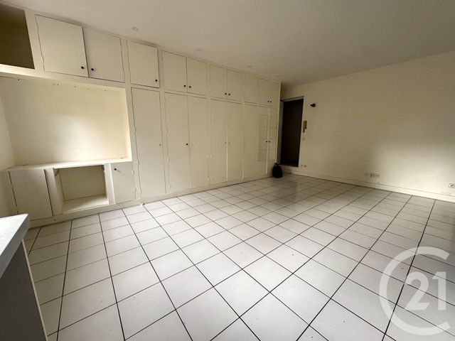 Appartement F1 à vendre - 1 pièce - 31.78 m2 - AULNAY SOUS BOIS - 93 - ILE-DE-FRANCE - Century 21 Dossimmo