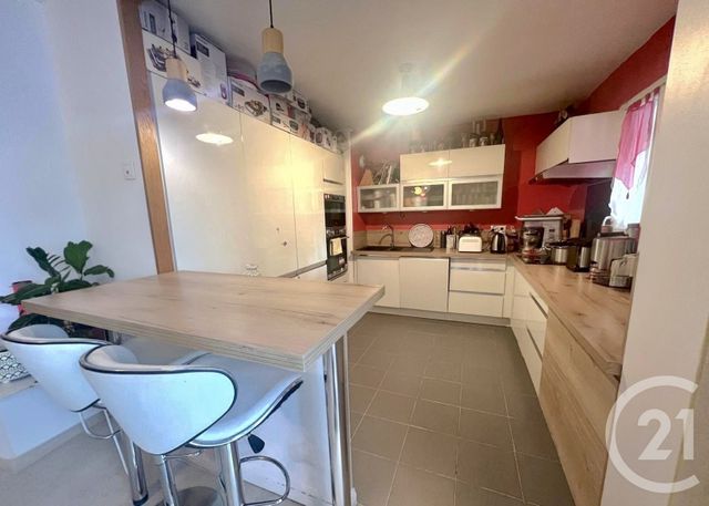 maison à vendre - 5 pièces - 100.0 m2 - BONDY - 93 - ILE-DE-FRANCE - Century 21 Dossimmo