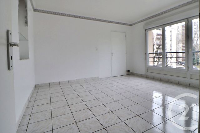 Appartement F4 à vendre - 4 pièces - 66.15 m2 - AULNAY SOUS BOIS - 93 - ILE-DE-FRANCE - Century 21 Dossimmo