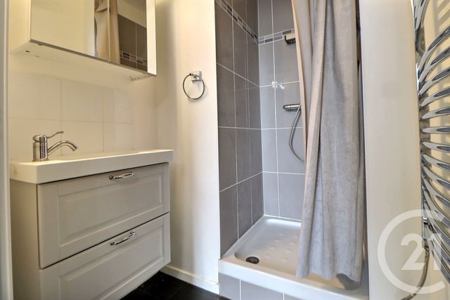 Appartement F4 à vendre - 4 pièces - 74.56 m2 - AULNAY SOUS BOIS - 93 - ILE-DE-FRANCE - Century 21 Dossimmo