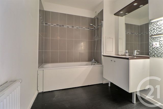 Appartement F4 à vendre - 4 pièces - 74.56 m2 - AULNAY SOUS BOIS - 93 - ILE-DE-FRANCE - Century 21 Dossimmo