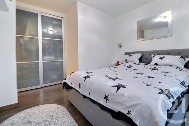 Appartement F4 à vendre - 4 pièces - 66.16 m2 - AULNAY SOUS BOIS - 93 - ILE-DE-FRANCE - Century 21 Dossimmo