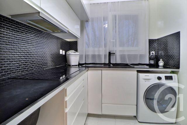 Appartement F4 à vendre - 4 pièces - 66.16 m2 - AULNAY SOUS BOIS - 93 - ILE-DE-FRANCE - Century 21 Dossimmo