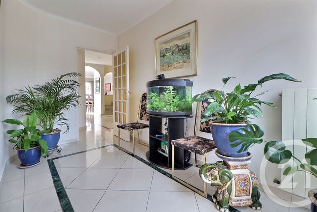 maison à vendre - 5 pièces - 208.05 m2 - AULNAY SOUS BOIS - 93 - ILE-DE-FRANCE - Century 21 Dossimmo