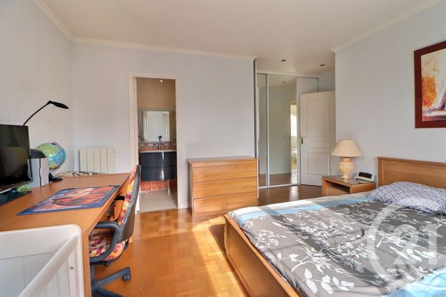 maison à vendre - 5 pièces - 208.05 m2 - AULNAY SOUS BOIS - 93 - ILE-DE-FRANCE - Century 21 Dossimmo