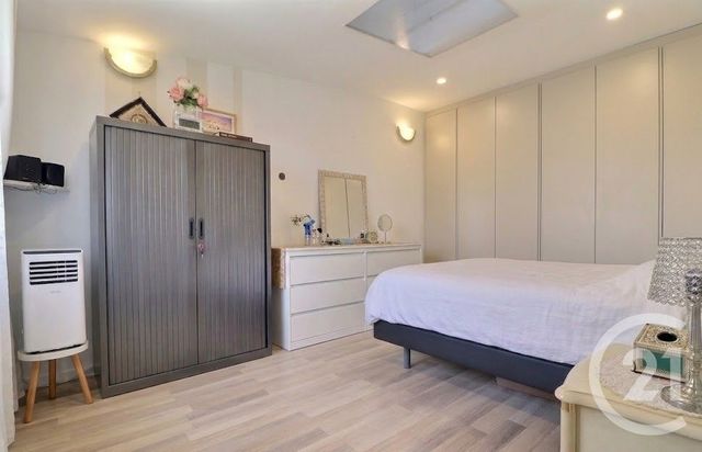 maison à vendre - 6 pièces - 145.0 m2 - AULNAY SOUS BOIS - 93 - ILE-DE-FRANCE - Century 21 Dossimmo