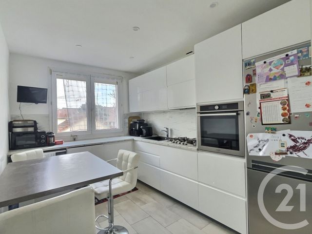 maison à vendre - 5 pièces - 151.88 m2 - AULNAY SOUS BOIS - 93 - ILE-DE-FRANCE - Century 21 Dossimmo