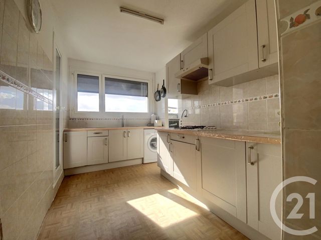 Appartement F4 à vendre - 4 pièces - 88.0 m2 - SEVRAN - 93 - ILE-DE-FRANCE - Century 21 Dossimmo