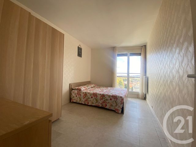 Appartement F4 à vendre - 4 pièces - 88.0 m2 - SEVRAN - 93 - ILE-DE-FRANCE - Century 21 Dossimmo