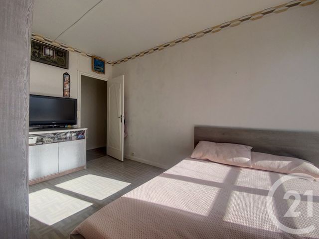 Appartement F4 à vendre - 4 pièces - 88.0 m2 - SEVRAN - 93 - ILE-DE-FRANCE - Century 21 Dossimmo