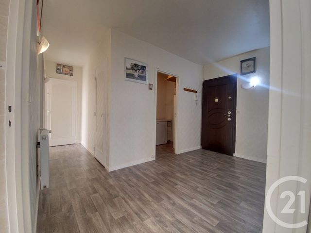 Appartement F4 à vendre - 4 pièces - 88.0 m2 - SEVRAN - 93 - ILE-DE-FRANCE - Century 21 Dossimmo