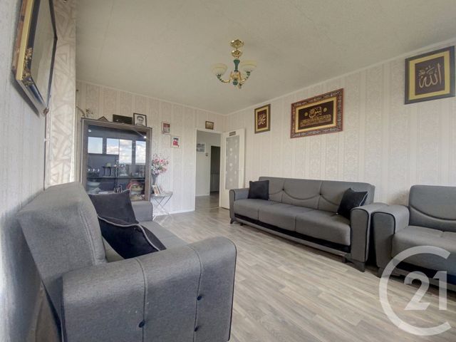 Appartement F4 à vendre - 4 pièces - 88.0 m2 - SEVRAN - 93 - ILE-DE-FRANCE - Century 21 Dossimmo