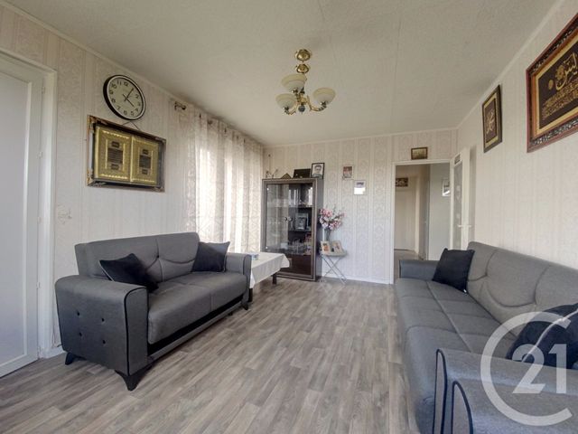 Appartement F4 à vendre - 4 pièces - 88.0 m2 - SEVRAN - 93 - ILE-DE-FRANCE - Century 21 Dossimmo